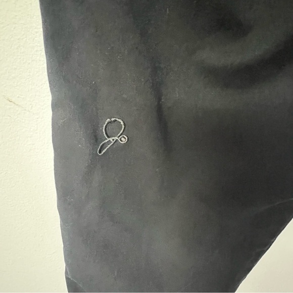 Jaanuu scrub pants. Size small. Black - Picture 5 of 7